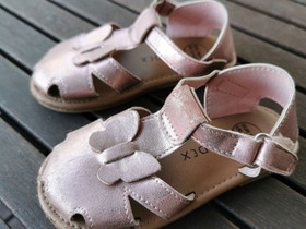 Lindex-sandaalit koko 20-21, Lastenvaatteet ja kengät, Tuusula, Tori.fi Lindex-sandaalit koko 20-21, Lastenvaatteet ja kengät, Tuusula, Tori.fi