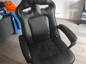 Leet gaming peli tuoli, Pöydät ja tuolit, Sisustus ja huonekalut, Akaa, Tori.fi Leet gaming peli tuoli, Pöydät ja tuolit, Sisustus ja huonekalut, Akaa, Tori.fi