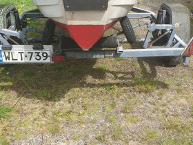Soutuvene ja traileri, Soutuveneet ja jollat, Veneet, Hämeenlinna, Tori.fi Soutuvene ja traileri, Soutuveneet ja jollat, Veneet, Hämeenlinna, Tori.fi