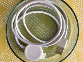 Apple Watch latausjohto (alkuperäinen), Puhelintarvikkeet, Puhelimet ja tarvikkeet, Kuopio, Tori.fi Apple Watch latausjohto (alkuperäinen), Puhelintarvikkeet, Puhelimet ja tarvikkeet, Kuopio, Tori.fi