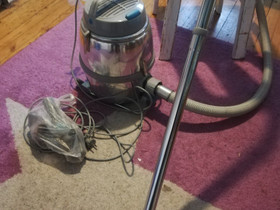 Tehokas retro imuri, Pölynimurit ja siivousvälineet, Kodinkoneet, Kajaani, Tori.fi Tehokas retro imuri, Pölynimurit ja siivousvälineet, Kodinkoneet, Kajaani, Tori.fi