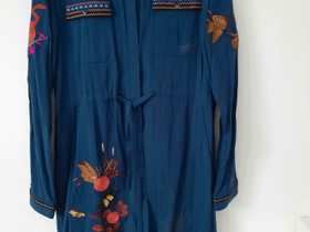 Uusi Desigual-merkkinen paitamekko, koko 38, Vaatteet ja kengät, Valkeakoski, Tori.fi Uusi Desigual-merkkinen paitamekko, koko 38, Vaatteet ja kengät, Valkeakoski, Tori.fi