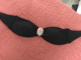 Bikini yläosa, Vaatteet ja kengät, Kaarina, Tori.fi Bikini yläosa, Vaatteet ja kengät, Kaarina, Tori.fi