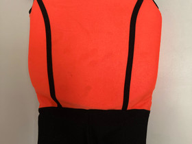 Kelluttava uimapuku 18-27kg 13 spk, Uinti ja sukellus, Urheilu ja ulkoilu, Tampere, Tori.fi Kelluttava uimapuku 18-27kg 13 spk, Uinti ja sukellus, Urheilu ja ulkoilu, Tampere, Tori.fi