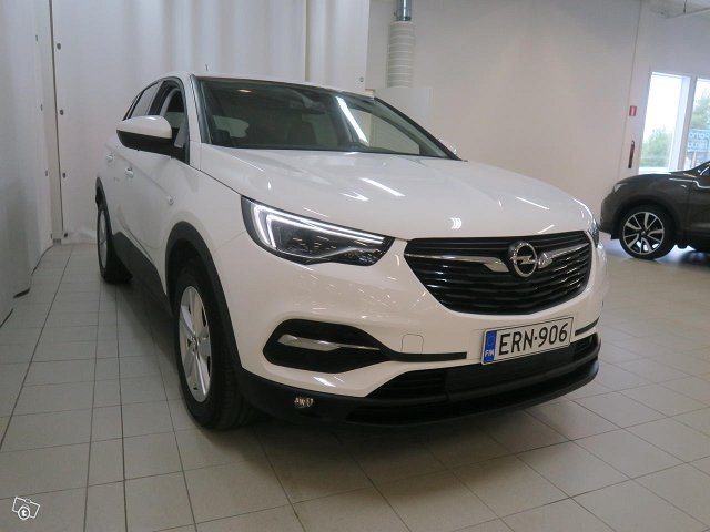 Opel GRANDLAND X 4