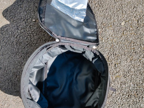 Tankkilaukku, Moottoripyörän varaosat ja tarvikkeet, Mototarvikkeet ja varaosat, Outokumpu, Tori.fi Tankkilaukku, Moottoripyörän varaosat ja tarvikkeet, Mototarvikkeet ja varaosat, Outokumpu, Tori.fi