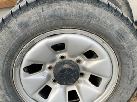 Toyota Hiacen kesärenkaat, Renkaat ja vanteet, Kolari, Tori.fi Toyota Hiacen kesärenkaat, Renkaat ja vanteet, Kolari, Tori.fi