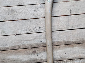 Kirves, Työkalut, tikkaat ja laitteet, Rakennustarvikkeet ja työkalut, Riihimäki, Tori.fi Kirves, Työkalut, tikkaat ja laitteet, Rakennustarvikkeet ja työkalut, Riihimäki, Tori.fi