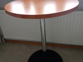 Pieni ruokapöytä, Pöydät ja tuolit, Sisustus ja huonekalut, Tampere, Tori.fi Pieni ruokapöytä, Pöydät ja tuolit, Sisustus ja huonekalut, Tampere, Tori.fi