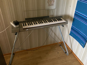 Sähkö urut, Pianot, urut ja koskettimet, Musiikki ja soittimet, Uusikaarlepyy, Tori.fi Sähkö urut, Pianot, urut ja koskettimet, Musiikki ja soittimet, Uusikaarlepyy, Tori.fi
