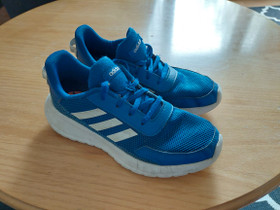 Adidas lenkkarit 37 1/3, Lastenvaatteet ja kengät, Lappeenranta, Tori.fi Adidas lenkkarit 37 1/3, Lastenvaatteet ja kengät, Lappeenranta, Tori.fi