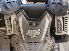 Rintapanssari Fox, Muut motovaraosat ja tarvikkeet, Mototarvikkeet ja varaosat, Tuusula, Tori.fi Rintapanssari Fox, Muut motovaraosat ja tarvikkeet, Mototarvikkeet ja varaosat, Tuusula, Tori.fi
