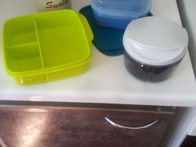 Tupperware ja kermansavi, Säilytysastiat ja rasiat, Keittiötarvikkeet ja astiat, Lahti, Tori.fi Tupperware ja kermansavi, Säilytysastiat ja rasiat, Keittiötarvikkeet ja astiat, Lahti, Tori.fi