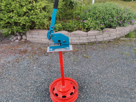 Metallileikkuri jalustalla, Muut koneet ja tarvikkeet, Työkoneet ja kalusto, Nokia, Tori.fi Metallileikkuri jalustalla, Muut koneet ja tarvikkeet, Työkoneet ja kalusto, Nokia, Tori.fi