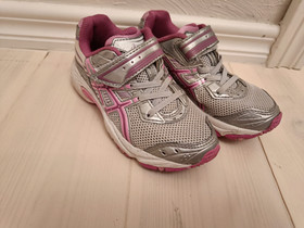 Asics-28-lenkkarit erinomainen kunto, Lastenvaatteet ja kengät, Savonlinna, Tori.fi Asics-28-lenkkarit erinomainen kunto, Lastenvaatteet ja kengät, Savonlinna, Tori.fi