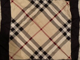 Burberry silkkihuivi, aito, Muut asusteet, Asusteet ja kellot, Rovaniemi, Tori.fi Burberry silkkihuivi, aito, Muut asusteet, Asusteet ja kellot, Rovaniemi, Tori.fi