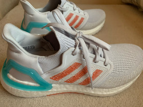 Adidas ultraboost 40 2/3, Juoksu ja lenkkeily, Urheilu ja ulkoilu, Imatra, Tori.fi Adidas ultraboost 40 2/3, Juoksu ja lenkkeily, Urheilu ja ulkoilu, Imatra, Tori.fi