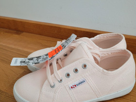 Superga tennarit koko 31, Lastenvaatteet ja kengät, Lappeenranta, Tori.fi Superga tennarit koko 31, Lastenvaatteet ja kengät, Lappeenranta, Tori.fi