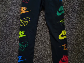 Nike, koko XS, Vaatteet ja kengät, Iisalmi, Tori.fi Nike, koko XS, Vaatteet ja kengät, Iisalmi, Tori.fi