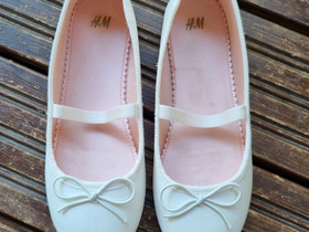 Ballerinat, koko 33, Lastenvaatteet ja kengät, Nokia, Tori.fi Ballerinat, koko 33, Lastenvaatteet ja kengät, Nokia, Tori.fi