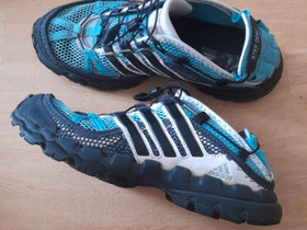Adidas step down urheilusandaalit, Vaatteet ja kengät, Joensuu, Tori.fi Adidas step down urheilusandaalit, Vaatteet ja kengät, Joensuu, Tori.fi