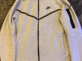 Nike tech fleece, Vaatteet ja kengät, Kuopio, Tori.fi Nike tech fleece, Vaatteet ja kengät, Kuopio, Tori.fi