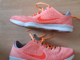 Nike zoom fit treenikengät, Vaatteet ja kengät, Joensuu, Tori.fi Nike zoom fit treenikengät, Vaatteet ja kengät, Joensuu, Tori.fi
