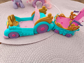 My Little Pony auto&kärry, Lelut ja pelit, Lastentarvikkeet ja lelut, Savonlinna, Tori.fi My Little Pony auto&kärry, Lelut ja pelit, Lastentarvikkeet ja lelut, Savonlinna, Tori.fi