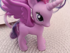 My Little Pony erinomainen kunto, Lelut ja pelit, Lastentarvikkeet ja lelut, Savonlinna, Tori.fi My Little Pony erinomainen kunto, Lelut ja pelit, Lastentarvikkeet ja lelut, Savonlinna, Tori.fi