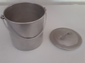 Vanha metallinen astia, Muut keittiötarvikkeet, Keittiötarvikkeet ja astiat, Rovaniemi, Tori.fi Vanha metallinen astia, Muut keittiötarvikkeet, Keittiötarvikkeet ja astiat, Rovaniemi, Tori.fi