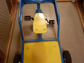 Polkuauto, Lelut ja pelit, Lastentarvikkeet ja lelut, Helsinki, Tori.fi Polkuauto, Lelut ja pelit, Lastentarvikkeet ja lelut, Helsinki, Tori.fi