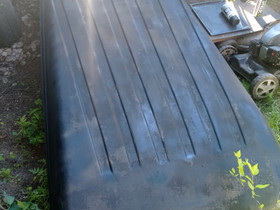 Thule box 600 suksiBoksi, Kattotelineet ja boksit, Auton varaosat ja tarvikkeet, Rovaniemi, Tori.fi Thule box 600 suksiBoksi, Kattotelineet ja boksit, Auton varaosat ja tarvikkeet, Rovaniemi, Tori.fi