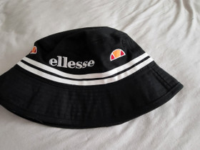 Ellesse kalastaja hattu musta, Laukut ja hatut, Asusteet ja kellot, Tampere, Tori.fi Ellesse kalastaja hattu musta, Laukut ja hatut, Asusteet ja kellot, Tampere, Tori.fi