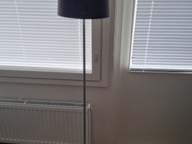 Jalkalamppu, Valaisimet, Sisustus ja huonekalut, Hämeenlinna, Tori.fi Jalkalamppu, Valaisimet, Sisustus ja huonekalut, Hämeenlinna, Tori.fi