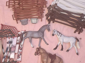 Schleich-hevosia ja tavaroita, Lelut ja pelit, Lastentarvikkeet ja lelut, Turku, Tori.fi Schleich-hevosia ja tavaroita, Lelut ja pelit, Lastentarvikkeet ja lelut, Turku, Tori.fi