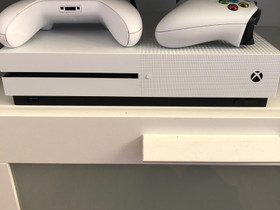 Xbox one s + 2 ohjainta ja 4 peliä, Pelikonsolit ja pelaaminen, Viihde-elektroniikka, Kuopio, Tori.fi Xbox one s + 2 ohjainta ja 4 peliä, Pelikonsolit ja pelaaminen, Viihde-elektroniikka, Kuopio, Tori.fi