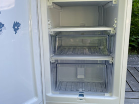 Edestä avattava pakastin, Jääkaapit ja pakastimet, Kodinkoneet, Hämeenlinna, Tori.fi Edestä avattava pakastin, Jääkaapit ja pakastimet, Kodinkoneet, Hämeenlinna, Tori.fi