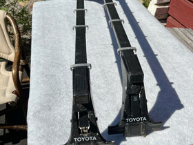 Toyotan -80 luvun kattotelineet, Kattotelineet ja boksit, Auton varaosat ja tarvikkeet, Inkoo, Tori.fi Toyotan -80 luvun kattotelineet, Kattotelineet ja boksit, Auton varaosat ja tarvikkeet, Inkoo, Tori.fi