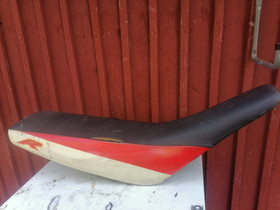 Aprilia rx 50 2003 penkki, Mopojen varaosat ja tarvikkeet, Mototarvikkeet ja varaosat, Kruunupyy, Tori.fi Aprilia rx 50 2003 penkki, Mopojen varaosat ja tarvikkeet, Mototarvikkeet ja varaosat, Kruunupyy, Tori.fi