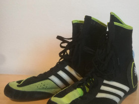 Adidas nyrkkeilykengät, koko 45, Kamppailulajit, Urheilu ja ulkoilu, Tampere, Tori.fi Adidas nyrkkeilykengät, koko 45, Kamppailulajit, Urheilu ja ulkoilu, Tampere, Tori.fi