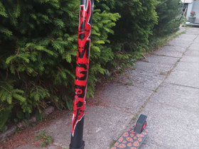 MGP VX4 PRO scootti, Rullaluistelu ja skeittaus, Urheilu ja ulkoilu, Turku, Tori.fi MGP VX4 PRO scootti, Rullaluistelu ja skeittaus, Urheilu ja ulkoilu, Turku, Tori.fi