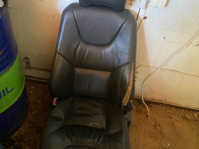 Volvo V70 mk2 etupenkit, Autovaraosat, Auton varaosat ja tarvikkeet, Kouvola, Tori.fi Volvo V70 mk2 etupenkit, Autovaraosat, Auton varaosat ja tarvikkeet, Kouvola, Tori.fi