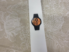 Uusi Galaxy Watch4 BT 44 mm, Puhelintarvikkeet, Puhelimet ja tarvikkeet, Tampere, Tori.fi Uusi Galaxy Watch4 BT 44 mm, Puhelintarvikkeet, Puhelimet ja tarvikkeet, Tampere, Tori.fi
