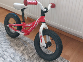 Potkupyörä Specialized, Lasten pyörät, Polkupyörät ja pyöräily, Lahti, Tori.fi Potkupyörä Specialized, Lasten pyörät, Polkupyörät ja pyöräily, Lahti, Tori.fi