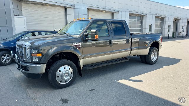 Ford F450 8