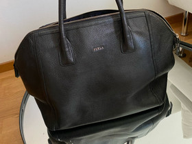 Furla laukku, Laukut ja hatut, Asusteet ja kellot, Oulu, Tori.fi Furla laukku, Laukut ja hatut, Asusteet ja kellot, Oulu, Tori.fi
