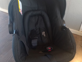 Britax römer turvakaukalo ja telakka, Turvaistuimet ja kaukalot, Lastentarvikkeet ja lelut, Kajaani, Tori.fi Britax römer turvakaukalo ja telakka, Turvaistuimet ja kaukalot, Lastentarvikkeet ja lelut, Kajaani, Tori.fi