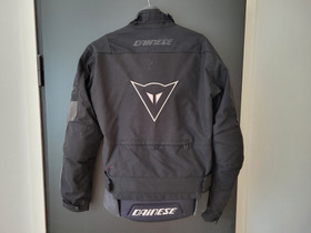 Dainese ajotakki koko 50, Ajoasut, kengät ja kypärät, Mototarvikkeet ja varaosat, Tampere, Tori.fi Dainese ajotakki koko 50, Ajoasut, kengät ja kypärät, Mototarvikkeet ja varaosat, Tampere, Tori.fi