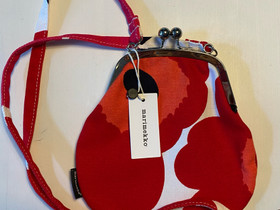 Marimekko uusi unikkolaukku, Laukut ja hatut, Asusteet ja kellot, Turku, Tori.fi Marimekko uusi unikkolaukku, Laukut ja hatut, Asusteet ja kellot, Turku, Tori.fi