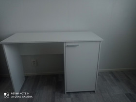 Pöytä (+kaappi), Pöydät ja tuolit, Sisustus ja huonekalut, Lappeenranta, Tori.fi Pöytä (+kaappi), Pöydät ja tuolit, Sisustus ja huonekalut, Lappeenranta, Tori.fi